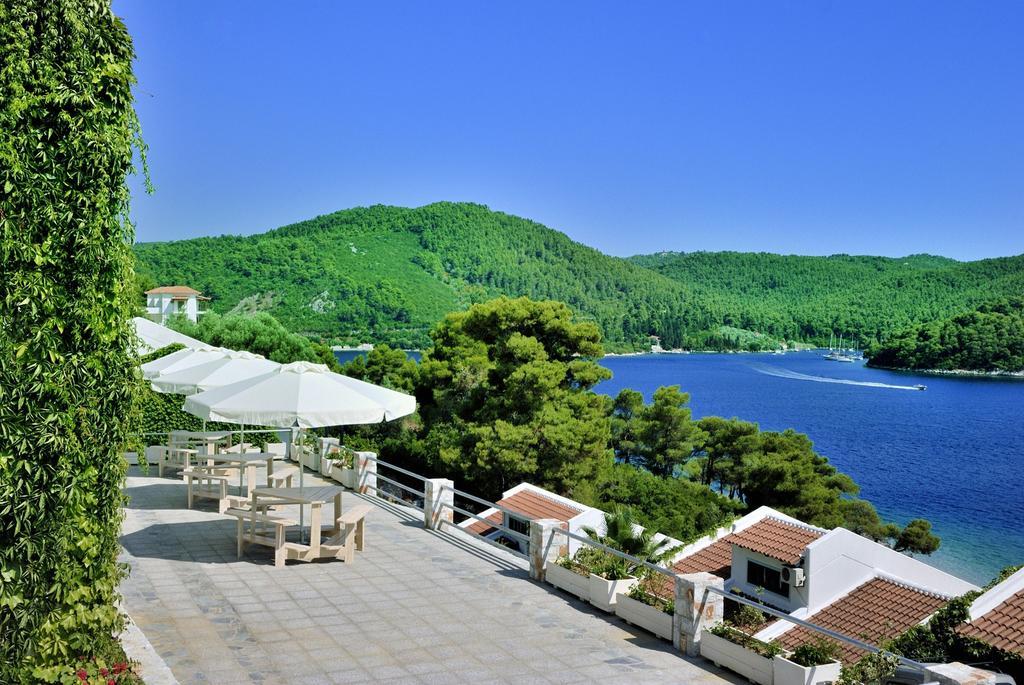 Adrina Beach Hotel Panormos  Exteriör bild